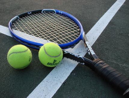 Întreceri de tenis de câmp pentru veterani la Salonta 